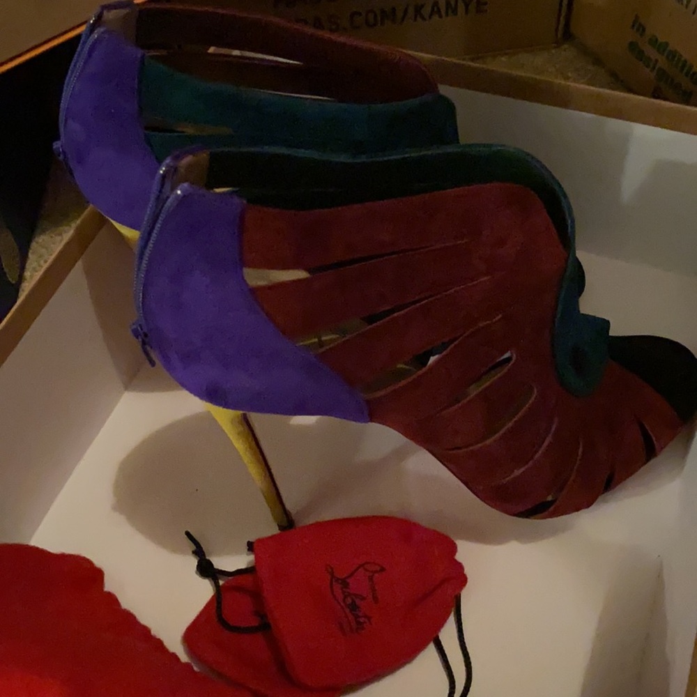 Louboutin Toot Mignonne